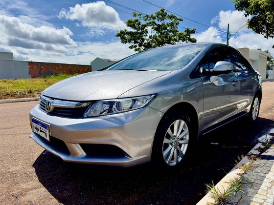HONDA CIVIC 1.8 LXS 16V FLEX 4P MANUAL